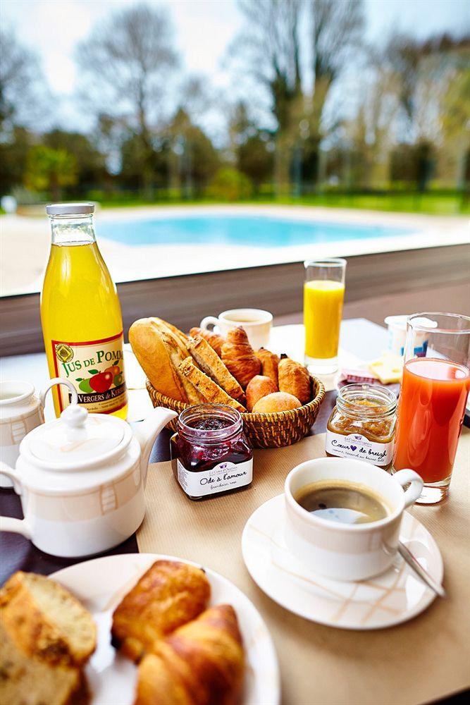 Hotel Du Golf Saint-Laurent Ploemel Екстер'єр фото