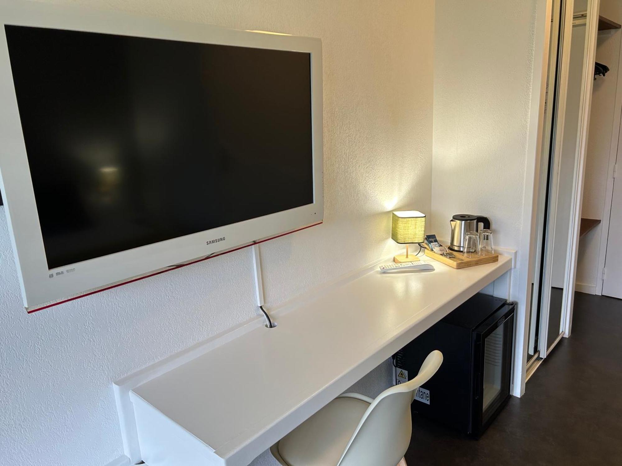 Hotel Du Golf Saint-Laurent Ploemel Екстер'єр фото