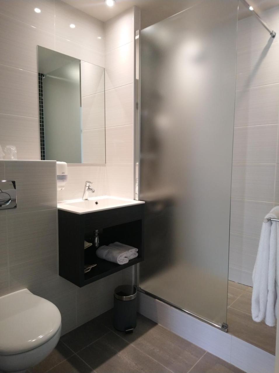 Hotel Du Golf Saint-Laurent Ploemel Екстер'єр фото