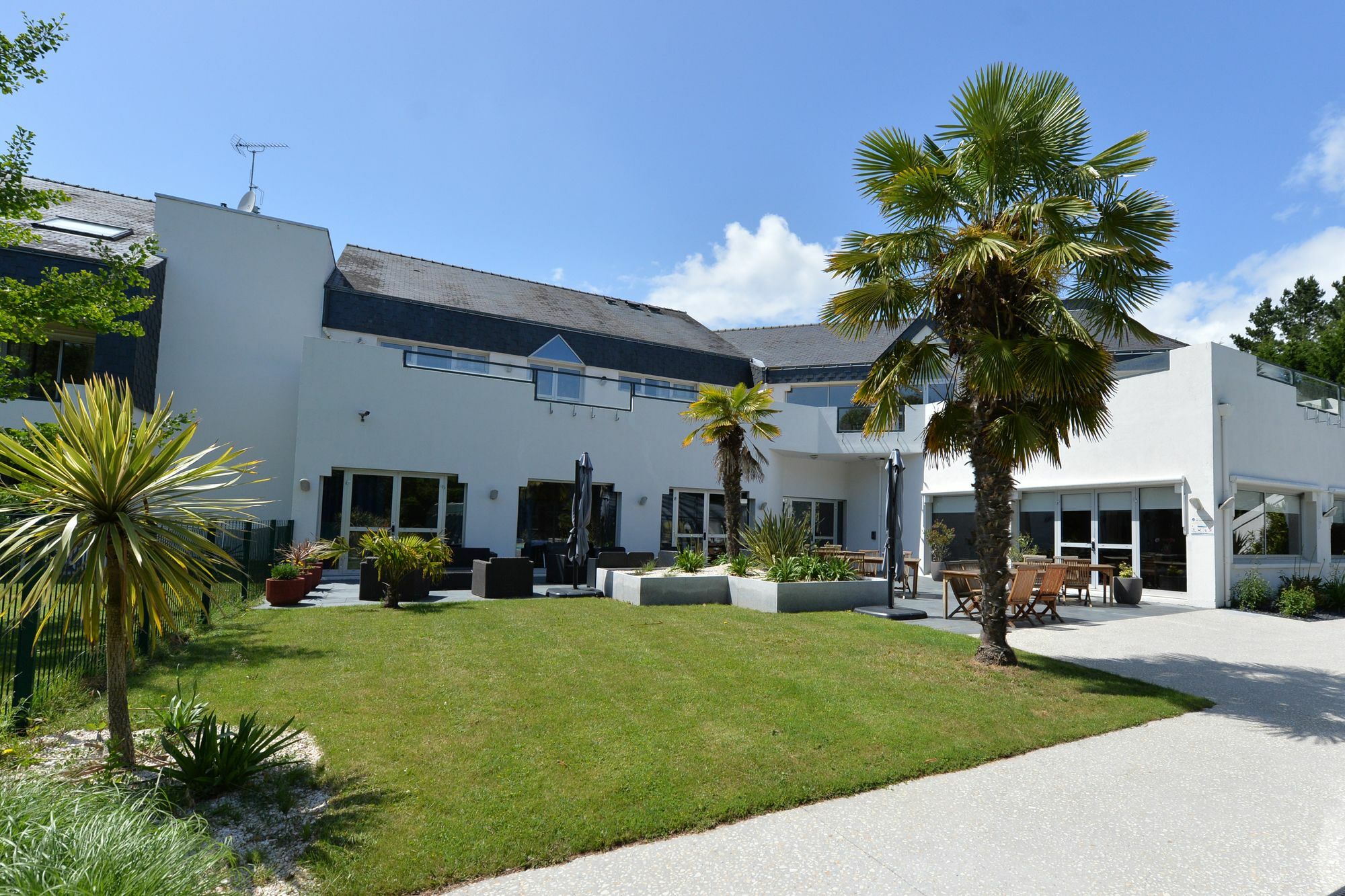 Hotel Du Golf Saint-Laurent Ploemel Екстер'єр фото